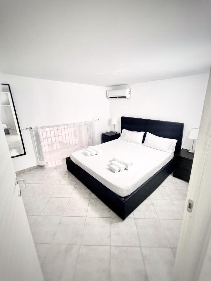 House Relax Apartment Centro Di Napoli Zewnętrze zdjęcie