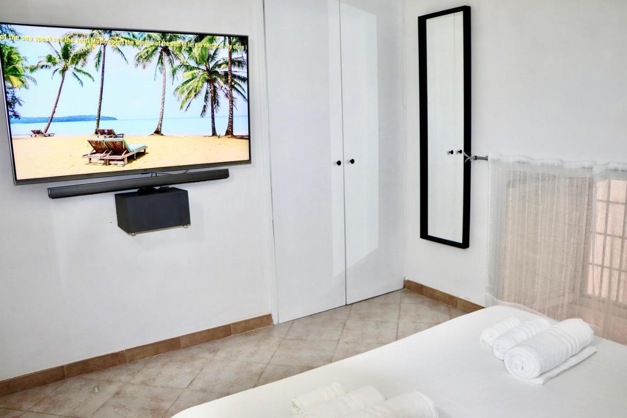 House Relax Apartment Centro Di Napoli Zewnętrze zdjęcie