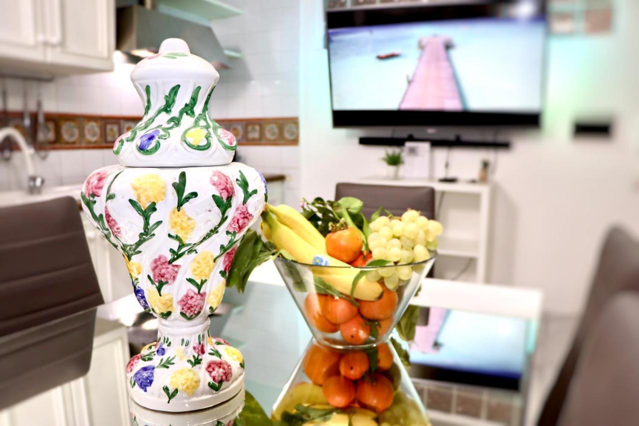 House Relax Apartment Centro Di Napoli Zewnętrze zdjęcie